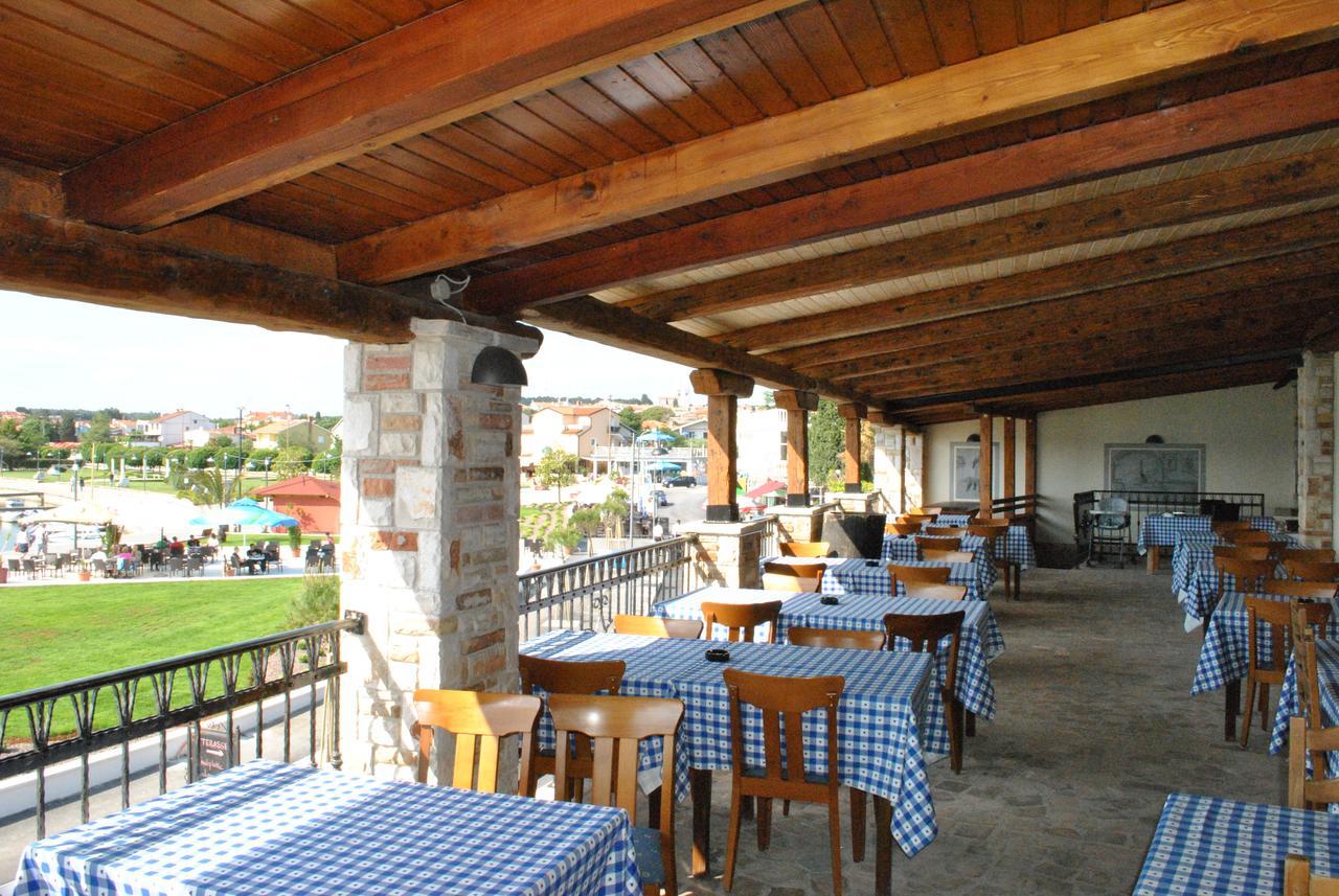Bed and Breakfast Promenade Медулин Екстер'єр фото